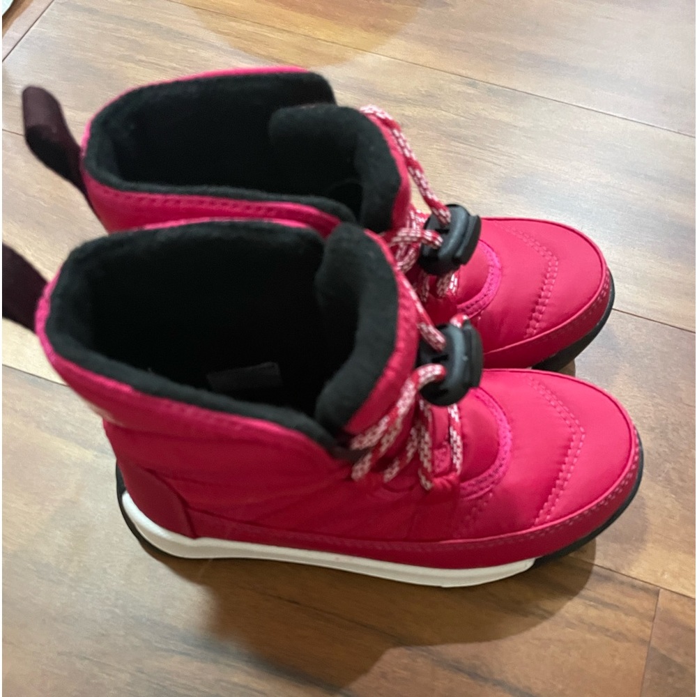 Kids Sorel Snow boots. Brand new. Never worn.